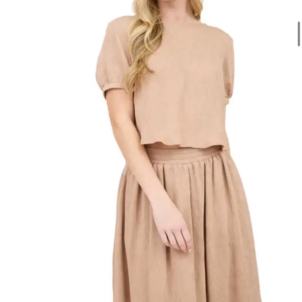 🥥LOWEST PRICE🥥Blu Pepper Beige Textured Top